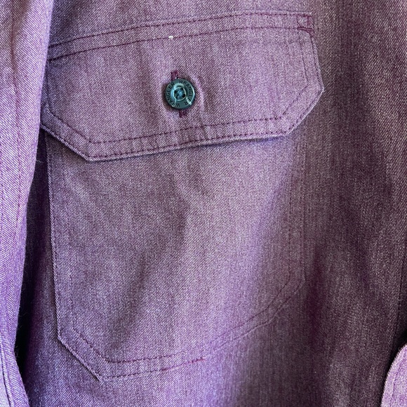 Wrangler button down shirt - Picture 3 of 8